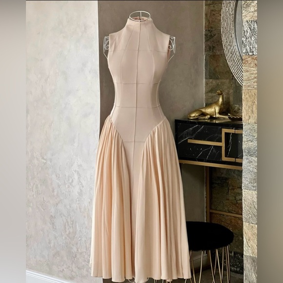 SOLD! - Picture 6 of 6